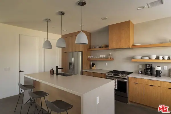 6429 Palo Alto Ave, Yucca Valley, CA 92284
