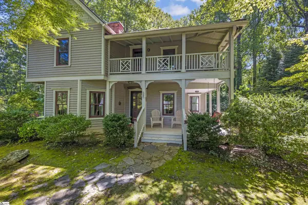 520 Esseola Street, Saluda, NC 28773-0816