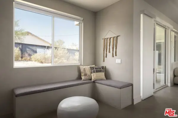 6429 Palo Alto Ave, Yucca Valley, CA 92284
