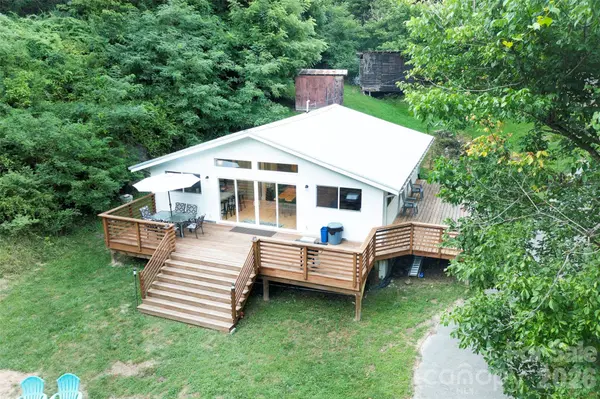 301 Hardwick Branch RD, Marshall, NC 28753