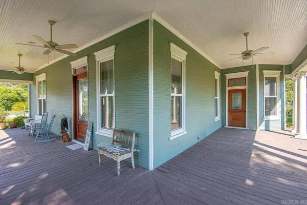 206 E Cherry, Lonoke, AR 72086