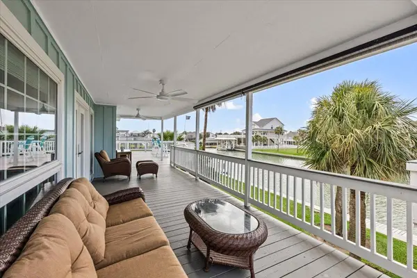 3718 Brewster Key DR, Galveston, TX 77554