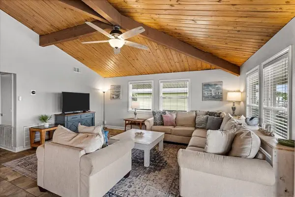 3719 Brewster Key, Galveston, TX 77554