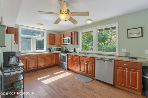139 Lindbergh CIR, Albrightsville, PA 18210