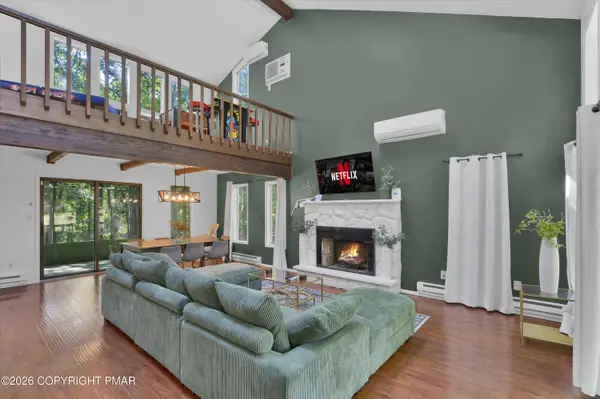 317 Robinwood TER, East Stroudsburg, PA 18301