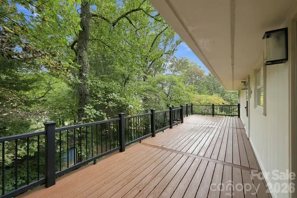 104 Disosway ST, Black Mountain, NC 28711