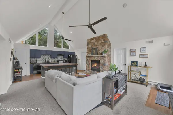 7 Vista DR, Albrightsville, PA 18210