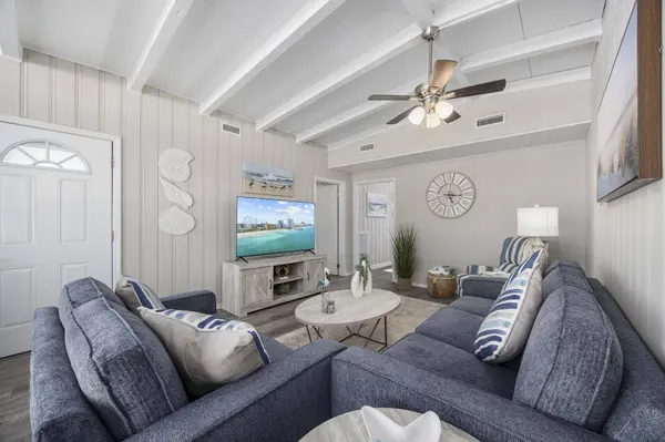 321 48th Ave. N, North Myrtle Beach, SC 29582