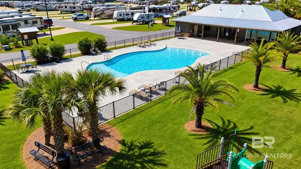 19558 County Road 8 #88, Gulf Shores, AL 36542