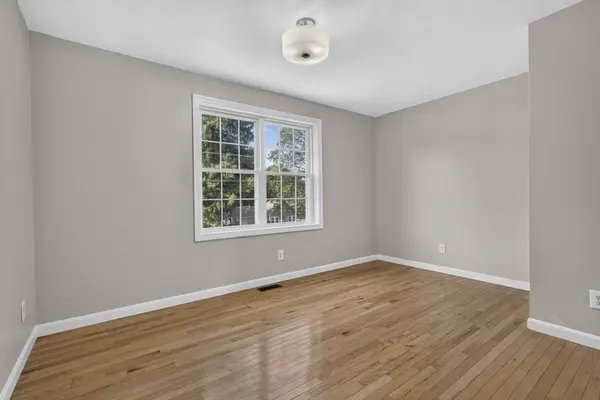 103 Commonwealth Ave, Worcester, MA 01604