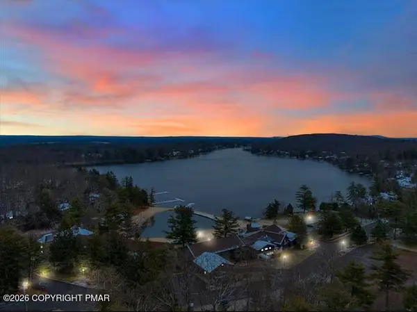 400 Mountain RD, Albrightsville, PA 18210
