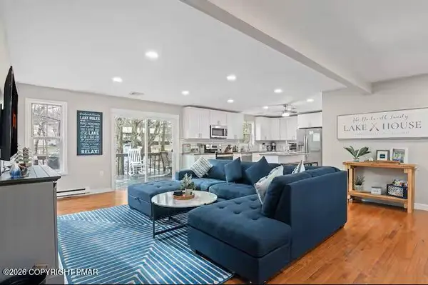 400 Mountain RD, Albrightsville, PA 18210
