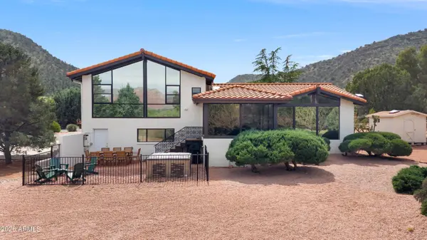 925 E SADDLEHORN Road, Sedona, AZ 86351
