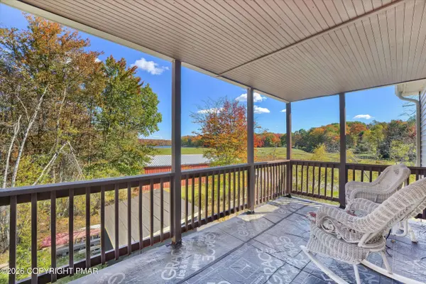 7669 Lake Shore DR, Pocono Lake, PA 18347