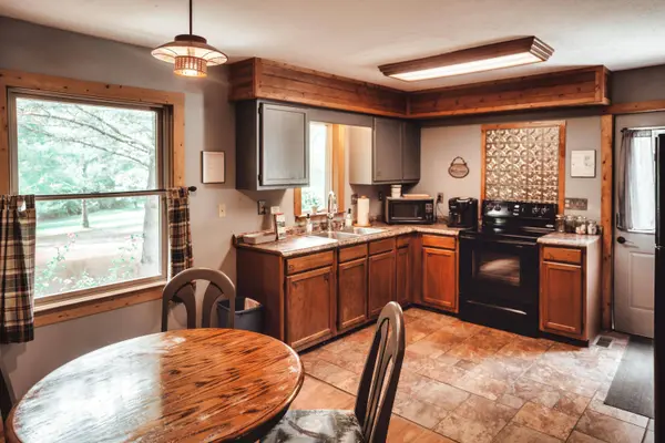 16372 Kreashbaum Road, Rockbridge, OH 43149