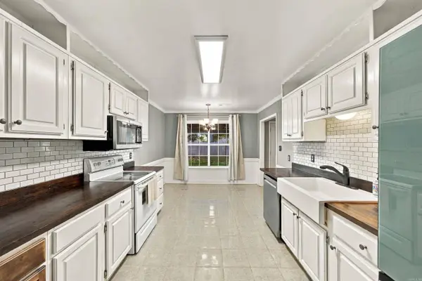 217 Rodney Guthrie Drive, Cabot, AR 72023