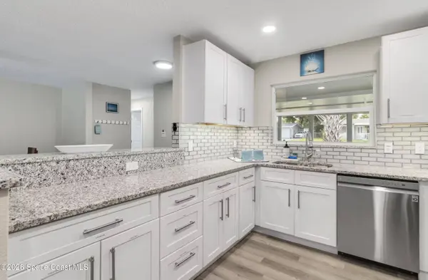 4425 Stuart AVE, Titusville, FL 32780