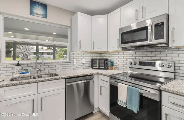 4425 Stuart AVE, Titusville, FL 32780