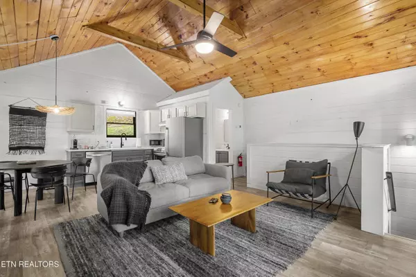 2519 Piney DR, Sevierville, TN 37876