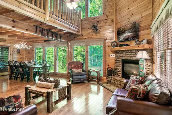 2339 Bogle Spring LOOP, Sevierville, TN 37862