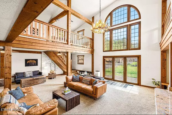 1293 Laurel Lick Rd, Sevierville, TN 37862