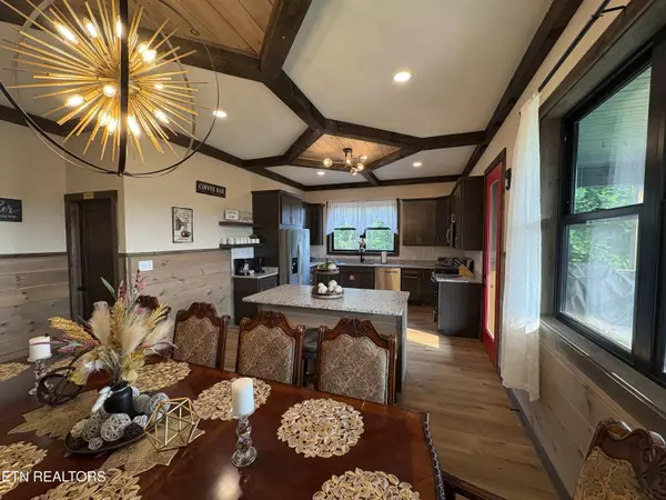 3369 Robeson Rd, Sevierville, TN 37862