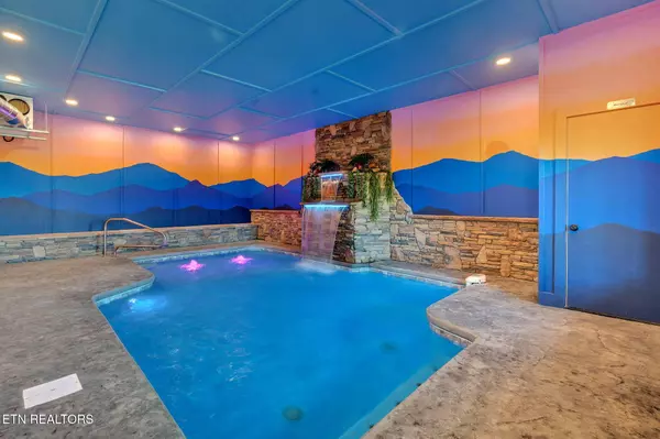 3369 Robeson Rd, Sevierville, TN 37862