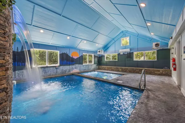 1823 Alvins Ridge DR, Sevierville, TN 37876