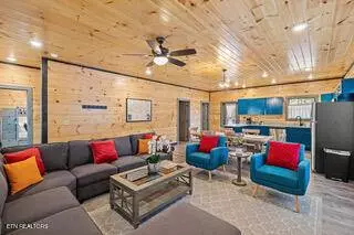 1531 Bear Valley Rd, Sevierville, TN 37876