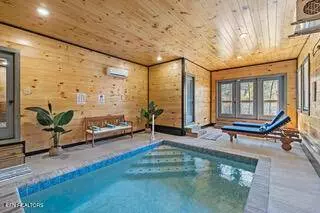 1531 Bear Valley Rd, Sevierville, TN 37876