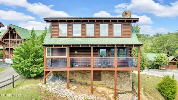 3301 Kestrel WAY, Pigeon Forge, TN 37863