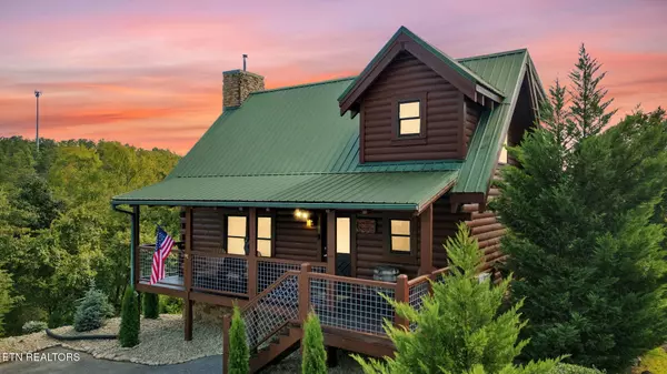 3301 Kestrel WAY, Pigeon Forge, TN 37863