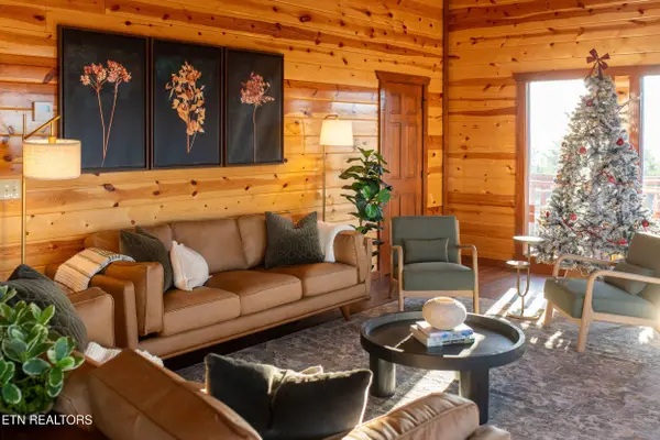 2445 Mountain Ridge WAY, Sevierville, TN 37862