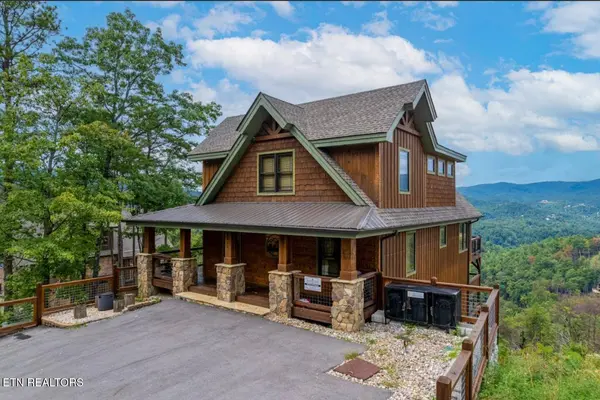 2520 Mountain Holly WAY, Sevierville, TN 37862