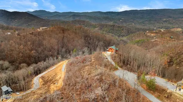 7R Lone Ridge RD, Sevierville, TN 37876