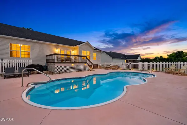 1426 Benjamin BLVD, Sevierville, TN 37876