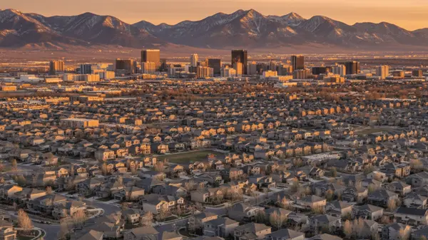 Reno vs. Sparks: Choosing Your Spot in the Truckee Meadows,Richard Berman