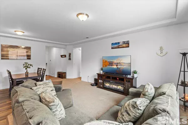 18740 Gray Hills Ct, Reno, NV 89508