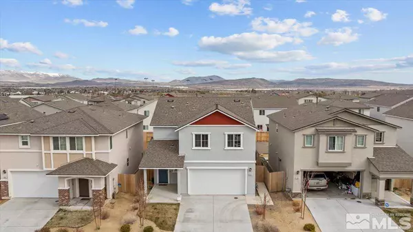 8863 Gazing Star Dr, Reno, NV 89506