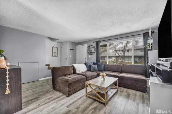 834 Ridgewood Drive #APT 2, Sparks, NV 89434