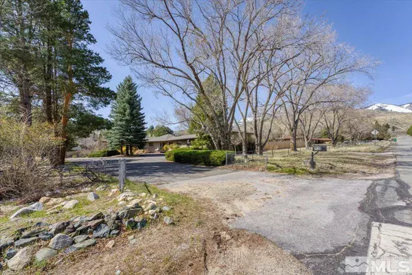 2555 Ash Canyon Rd, Carson City, NV 89703