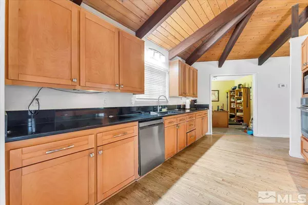 2555 Ash Canyon Rd, Carson City, NV 89703