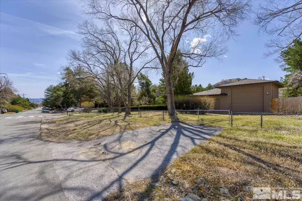 2555 Ash Canyon Rd, Carson City, NV 89703