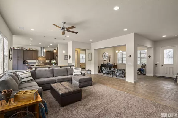 11800 Valley Crest Drive, Sparks, NV 89441