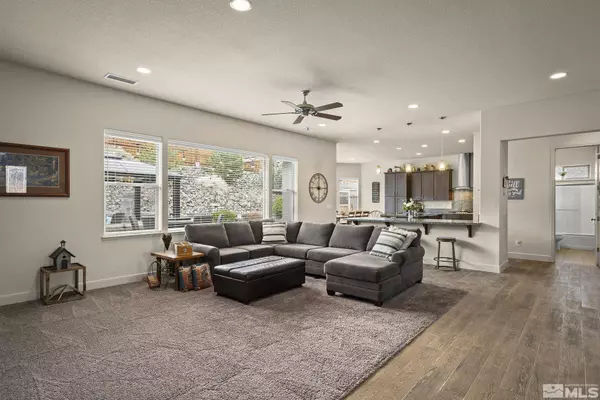 11800 Valley Crest Drive, Sparks, NV 89441