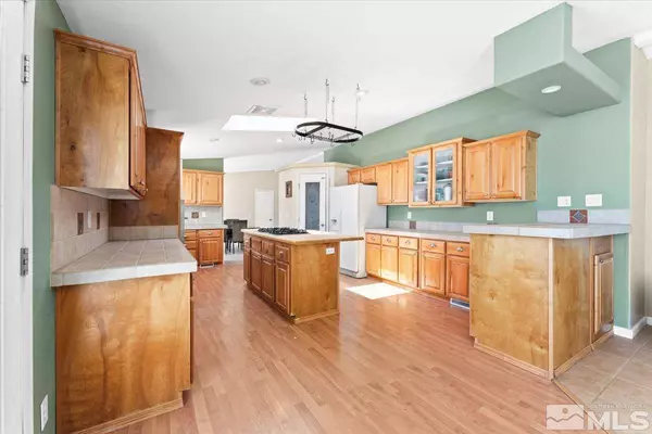 3035 E Green Avenue, Silver Springs, NV 89429