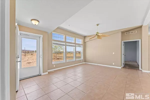 3035 E Green Avenue, Silver Springs, NV 89429