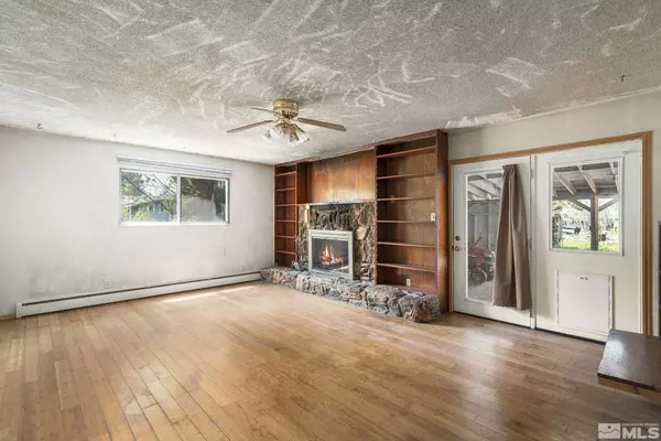 22855 Carriage Dr, Reno, NV 89521