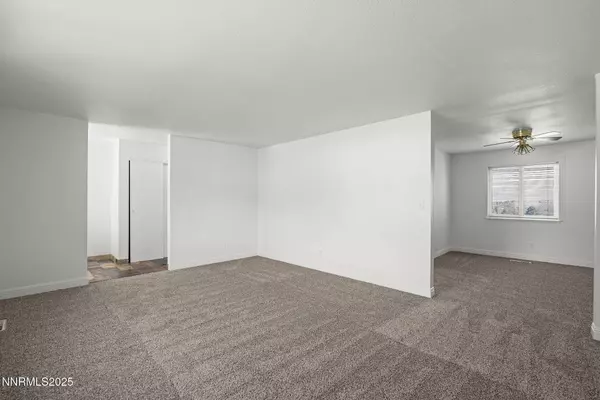 2745 Everett DR Drive, Reno, NV 89503