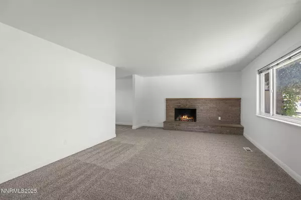 2745 Everett DR Drive, Reno, NV 89503